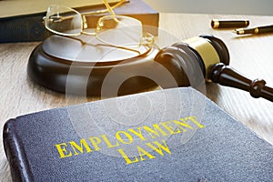 Employment law in a court. Labor code.