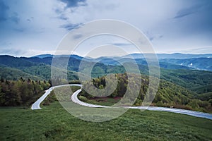 Empty asfalt road in mountaines. natural background