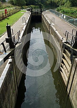 Empty lock chamber at Willington Lock Bedfordshire