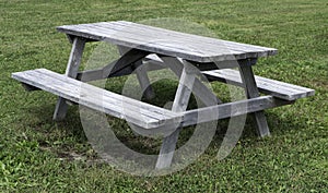 Empty picnic table in the park