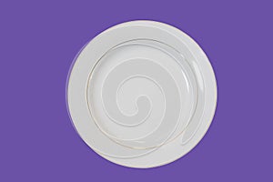 Empty plate at the table