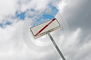 Empty restriction sign