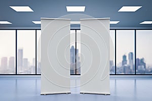 Empty roll up banner