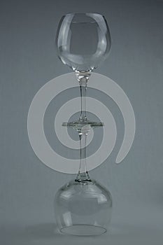 Empty wine glass mirror effect