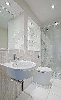 En-suite bathroom