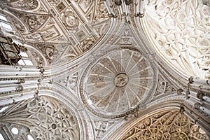 Enchanting Architecture of Alhambra Palace