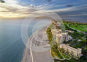 endless coast of Longboat Key