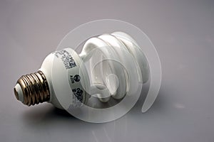 Energy efficient light bulb