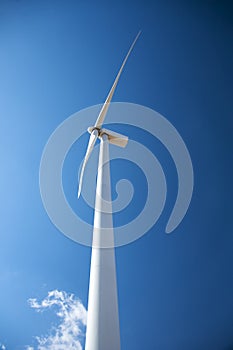 Energy mill with cloud