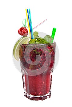 Energy mohito with mint, lime and raspberry