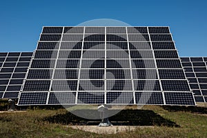Energy solar photovoltaic automatic rotating bracket shaft