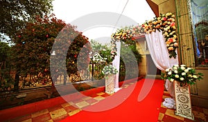 Engagement and wedding party hall decoration picture