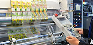 Engineer check and control automation packing machine unit of high technology food