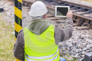 Engineer filmed the railway with tablet PC