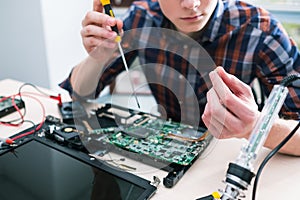 Engineering courses training skills knowledge