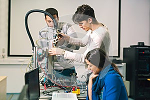 Engineering robotics class teamwork