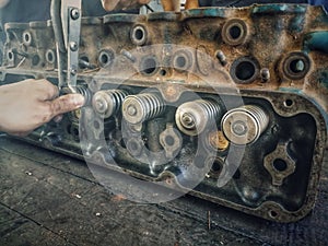 Engineering student Learning to disassemble the 4-cylinder diesel engine, Laboratory of engineering, Engine