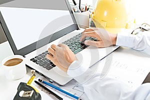 Engineering use laptop computer