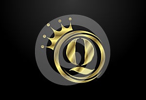 English alphabet Q with a crown. Royal, King, queen luxury symbol. Font emblem. Vector illustration