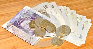 English Bank Notes And Coins