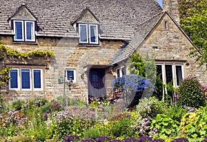 English cottage summer flower garden