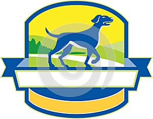 English Pointer Dog Pointing Up Crest Retro