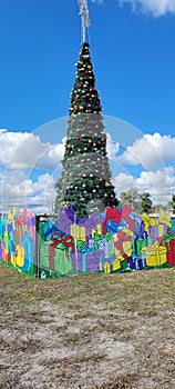 Enormous Christmas Tree decorated in North Florida