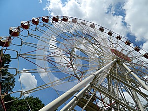 Entertainment attraction Park construction design Ferris wheel safety leisure