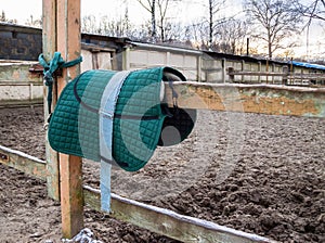 Entourage stables, horse green saddle blanket
