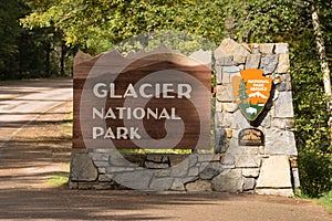 Entrance Glacier National Park Welcome Sign Marker Montana