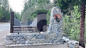 Entrance sign for Kings Canyon National Park