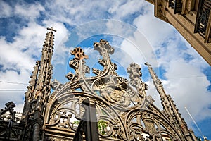 Entrance to the Calle de Oficios photo