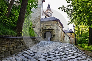 Vstup na nádvoří středověkého Oravského hradu, Slovensko