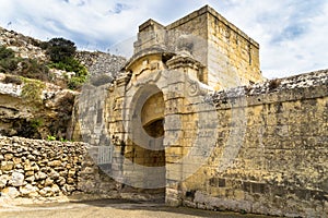 Entrance to Lunzjata Valley