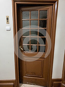 entrance to the men's WC in the vicinity of the hemicycle in the Portuguese Assembly of the Republic.