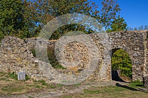 Entrance to the OlbrÃ¼ck castle ruins