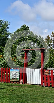 Entrance to Uptown Community Garden