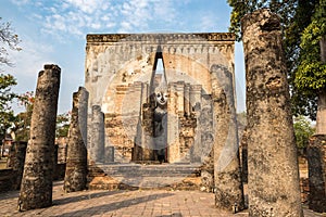 Entrance of Wat Si Chum, Sukhothai