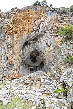 The entrance of Zindan Cave near Aksu.