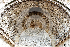 Entry of Church St-Michel in Dijon, France