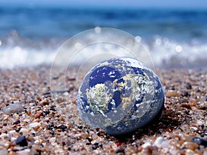 Generadas por ordenador planeta semejante a la Tierra en una playa.