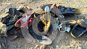 Environmentally harmful waste containing plastic shoes that do not decompose quickly