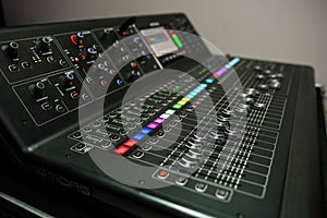 Equalizer buttons