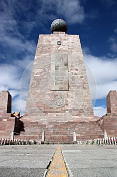 Equator Monument photo