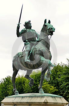 Equestrian statue of Bertrand Duguesclin in Dinan