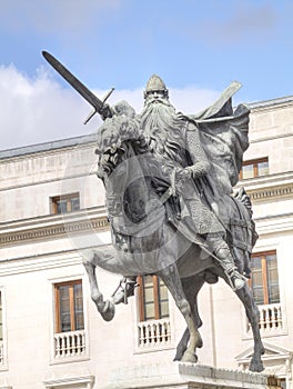 Equestrian statue of El Cid photo