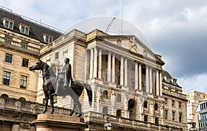 Equestrian statue of Wellington in London