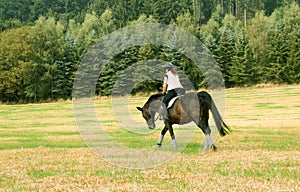 Equestrienne