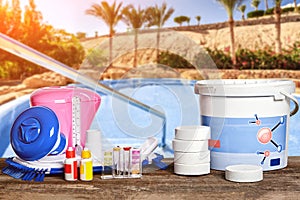 Equipment with chemical cleaning products and tools for the maintenance of the swimming pool.