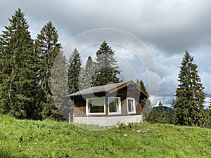 4er Sesselbahn Sternen zum Klein Sternen or 4-seater Chairlift Hoch-Ybrig - Seebli Kl. Sternen on the slopes of the Schwyz Alps photo